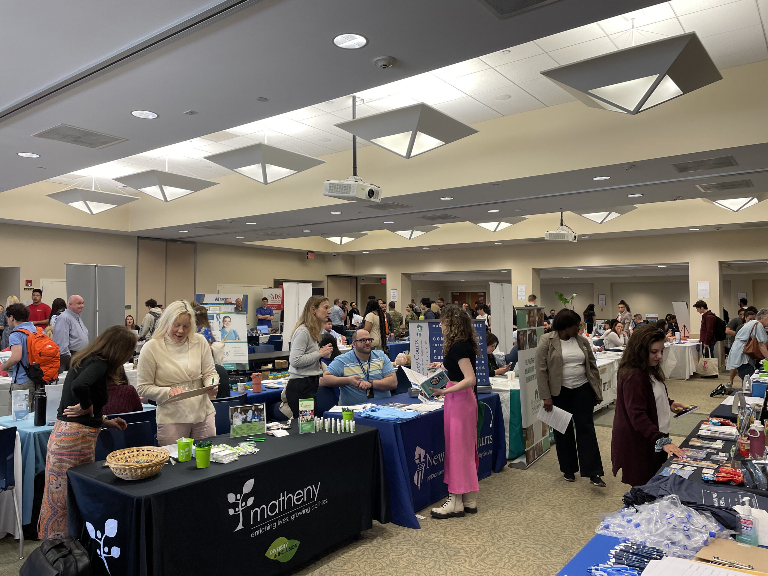 CCM Offers Free “Careers in the Health Professions” Showcase on November 16