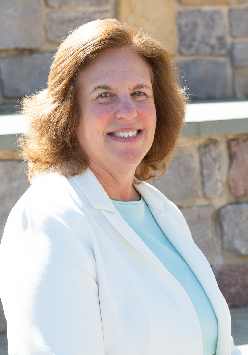 portrait of Elaine Cadden