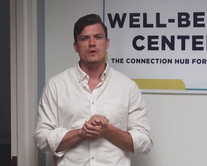 Counselor with Center for Student Well-Being explaining services