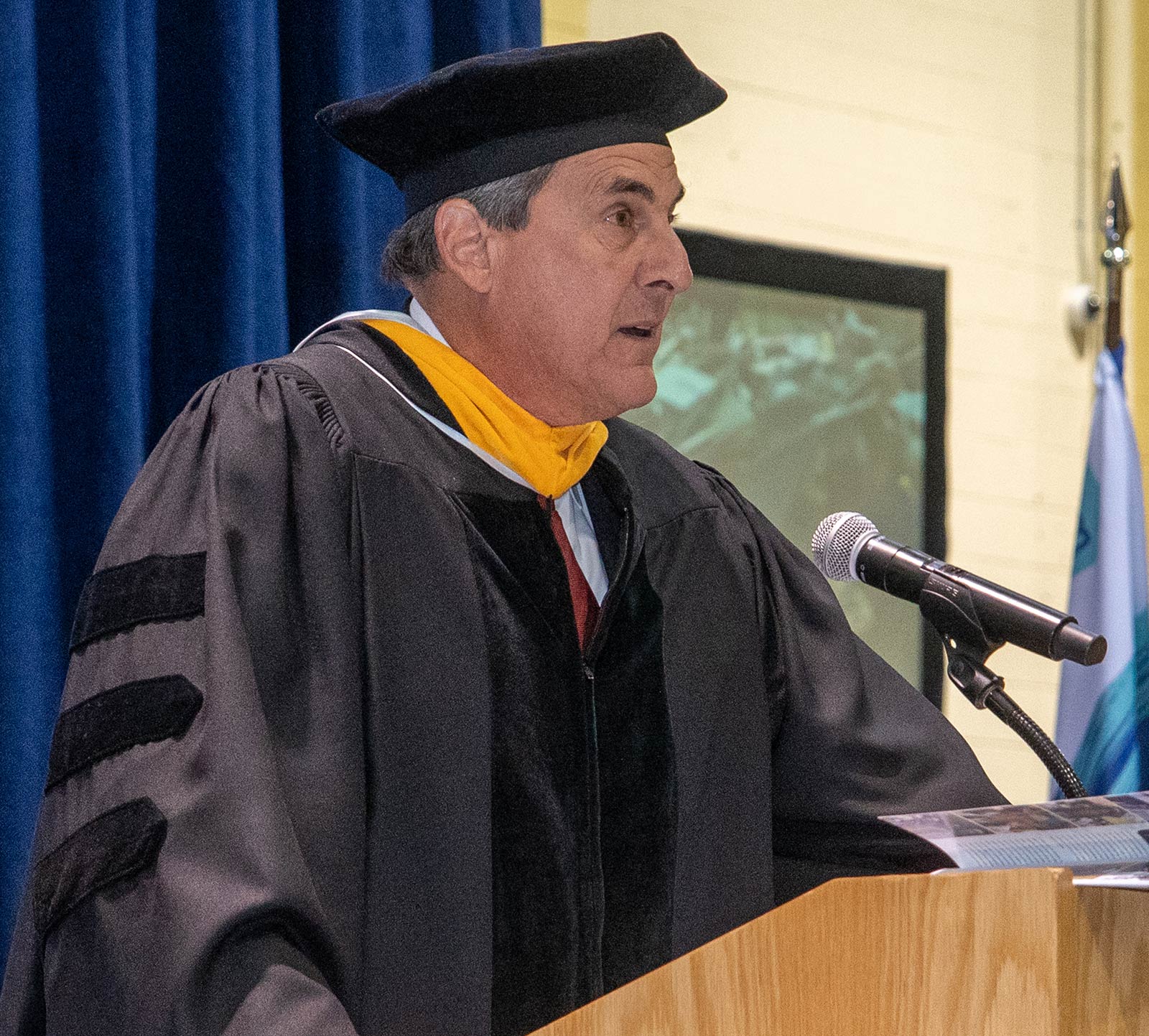 Stephen Shaw speaks at County College of Morris Commencement