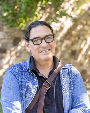 Portrait of Alex Idavoy