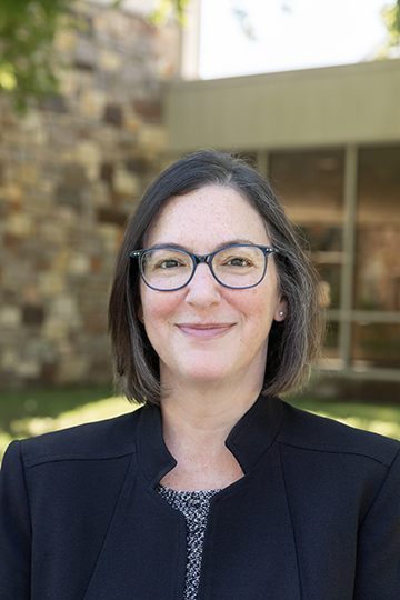 Portrait of Melissa Kasmin